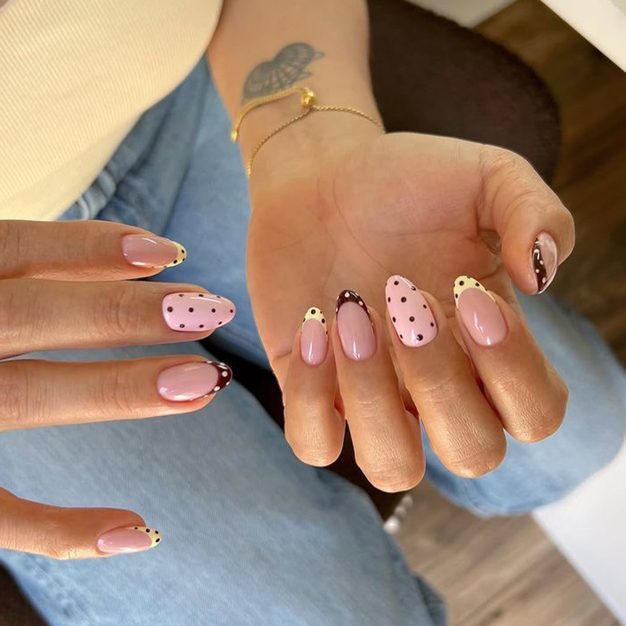 Nail Art Fake - 24 szt. Zestaw sztucznych paznokci migdałkowych