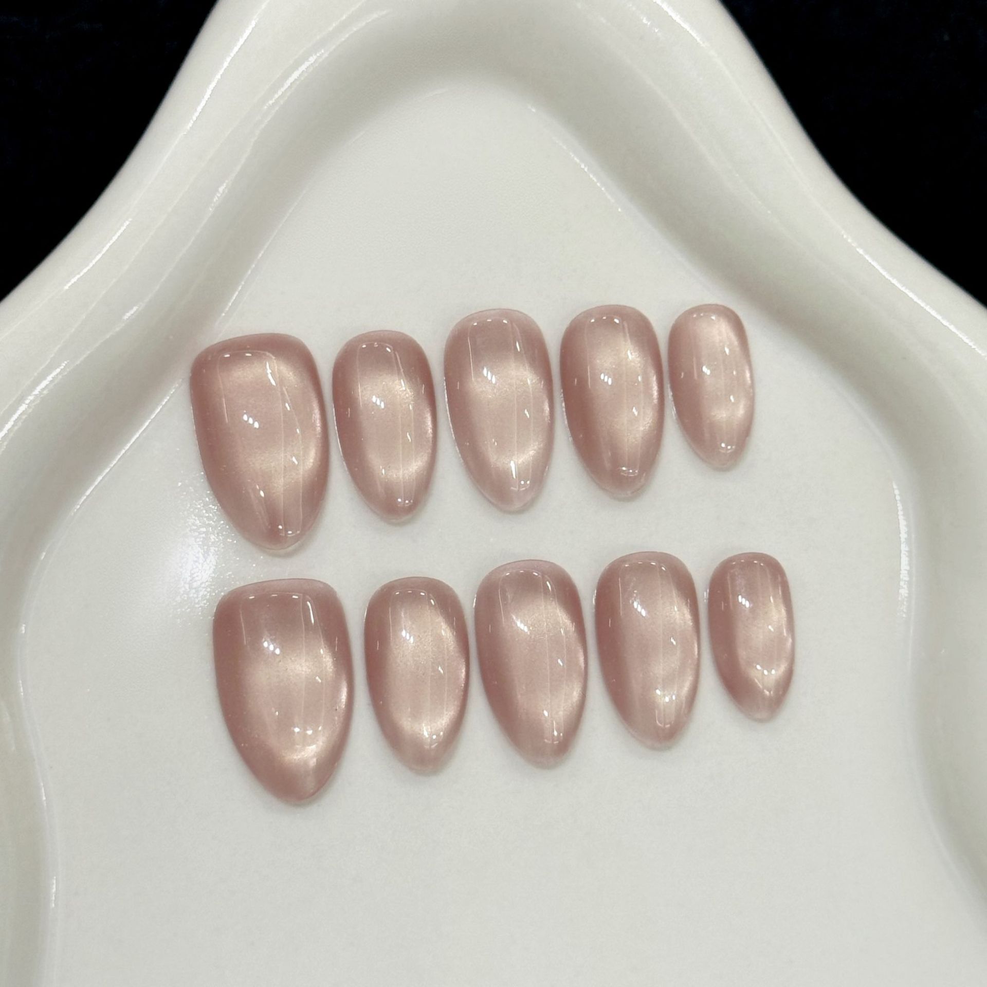 Nail Art Fake - 10 szt. Ręcznie Robionych Paznokci Dociskanych