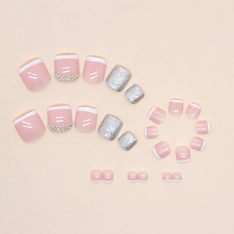24 szt. Sztuczne paznokcie na  – Nail Art Glitter recenzja i cena