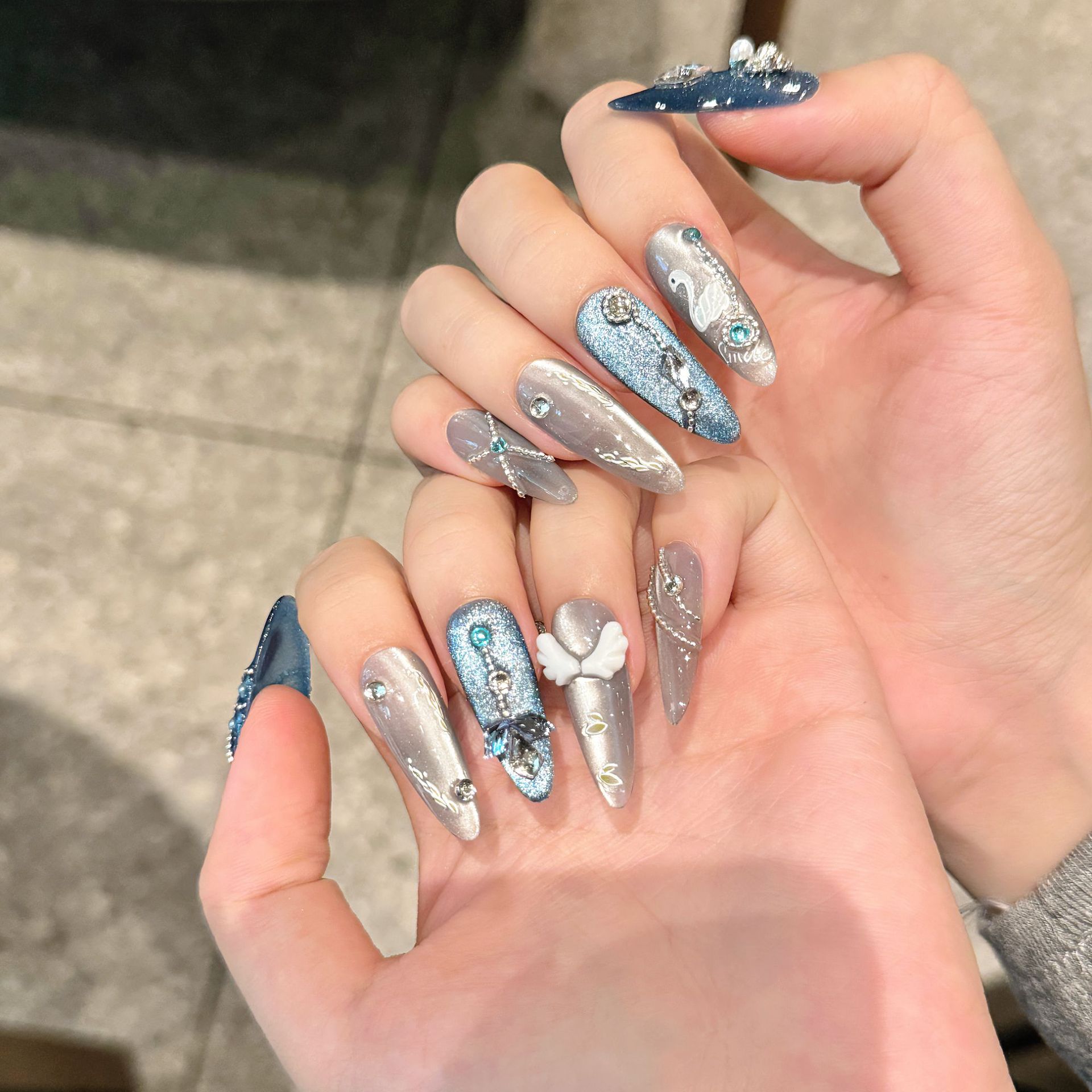10Pcs White Swan Handmade Fals – Nail Art Glitter recenzja i cena
