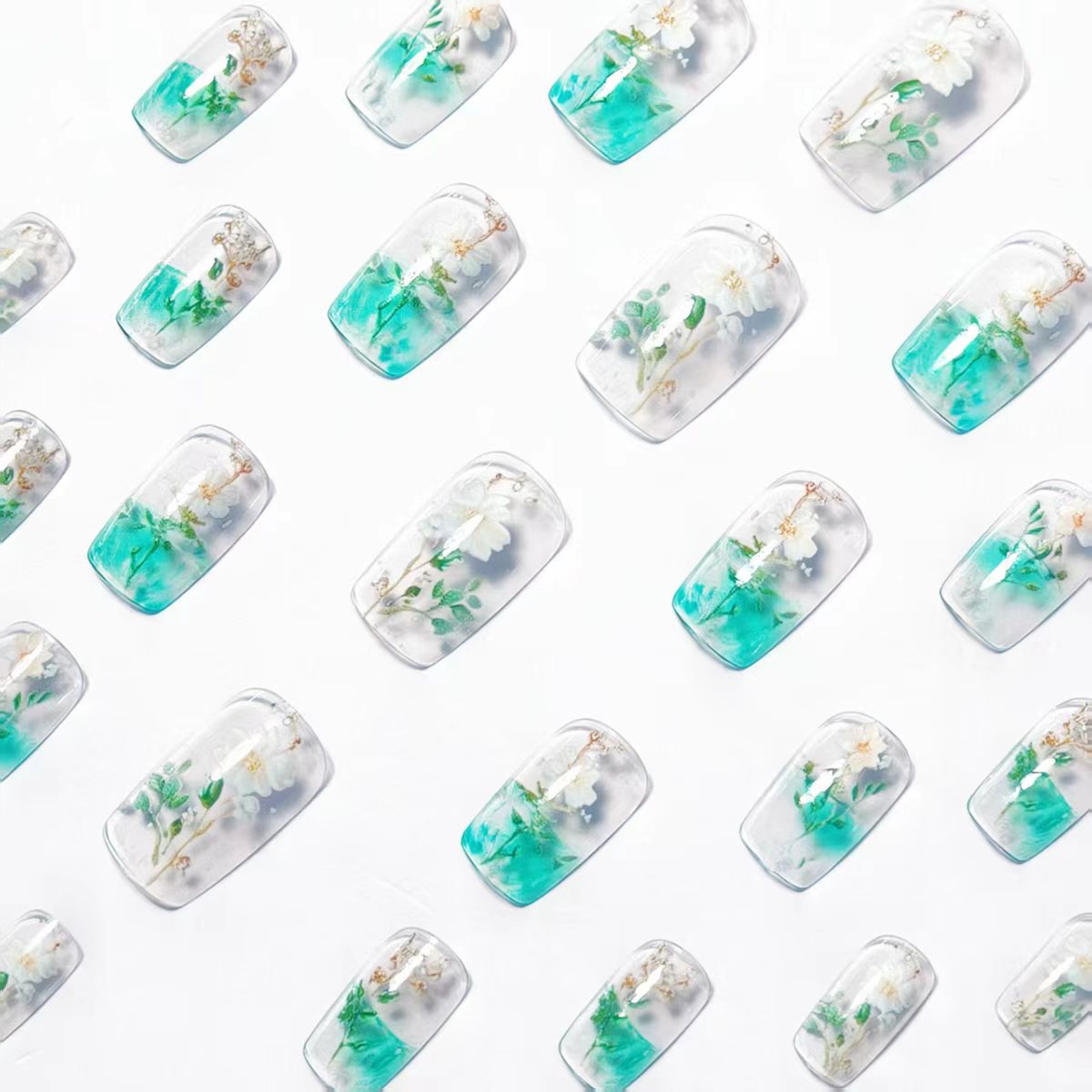 Średnie sztuczne paznokcie dla – Nail Art Fake recenzja i cena